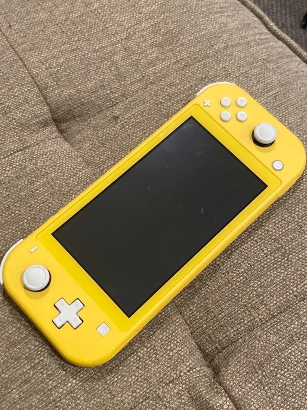 Nintendo Switch Lite Yellow